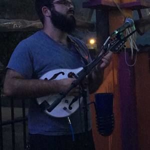 Meet your Posher, Louis